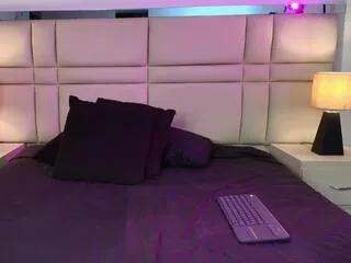 samanta_quinn from Flirt4Free is Freechat