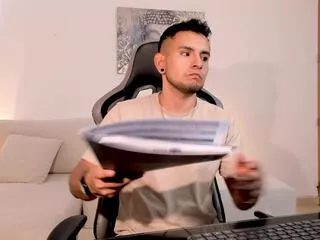 Samu_hart from Flirt4Free