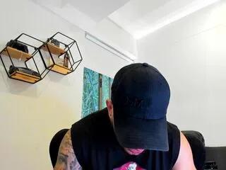 santos_ramirez from Flirt4Free is Freechat