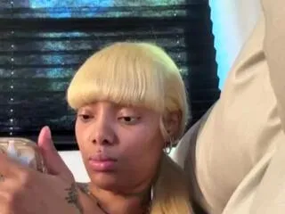 Simone_money from Flirt4Free