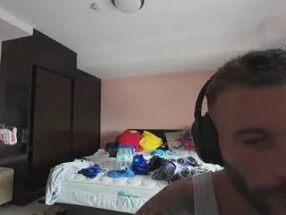Slivester_stallion from Flirt4Free