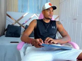 tayshawn_james from Flirt4Free is Freechat