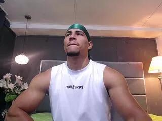 Teddy_fit from Flirt4Free