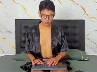 teff_walker from Flirt4Free is Freechat