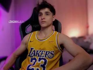 thom_klein from Flirt4Free is Freechat