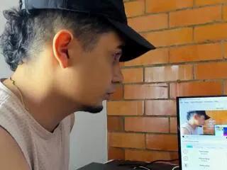thomas_keith from Flirt4Free is Freechat
