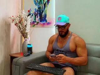 titan_max from Flirt4Free is Freechat