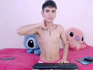 Tobias_ken from Flirt4Free