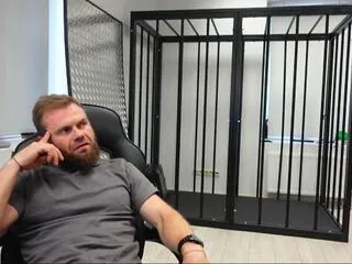 Tommy_burnz from Flirt4Free