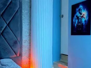 travis_lenox from Flirt4Free