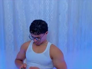 Travis_lewis from Flirt4Free