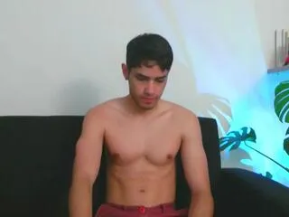 Tyler_lions from Flirt4Free