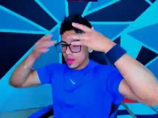 Vinny_oliver from Flirt4Free
