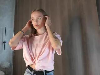 viviana_roberty from Flirt4Free is Freechat