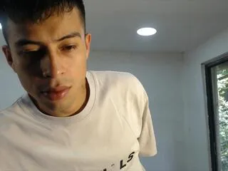 Will_be from Flirt4Free