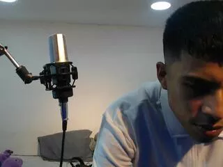 Will_be from Flirt4Free