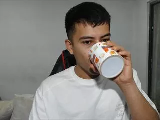 Will_be from Flirt4Free