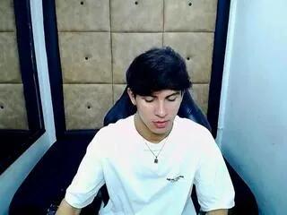 will_sthar from Flirt4Free