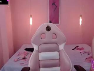 Xayah_glen from Flirt4Free