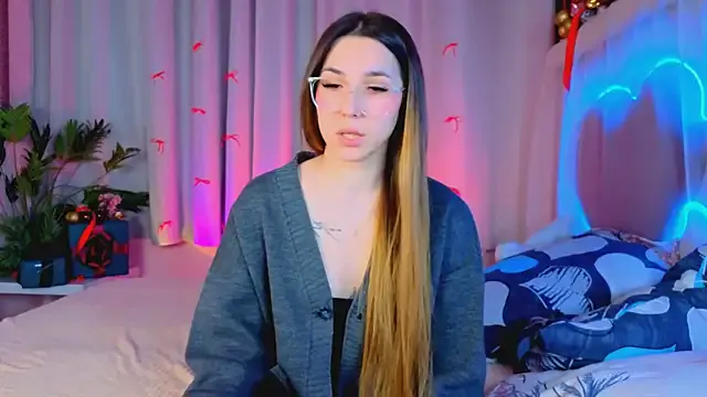 -CindyLou from StripChat