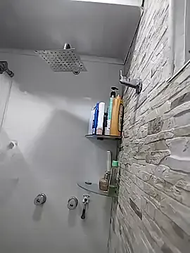 -iamselene from StripChat is Freechat