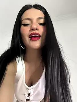-Loren4- from StripChat is Freechat