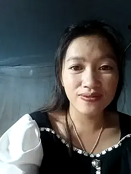 -Paige- from StripChat is Freechat