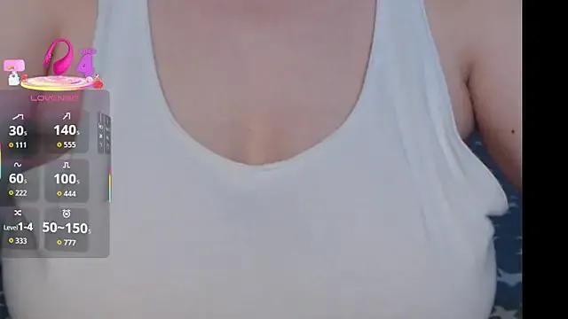 1Felicity1 from StripChat is Freechat