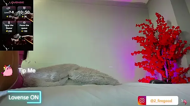 2_fire from StripChat is Freechat