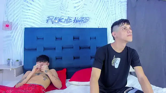 Girls: try live performances with matured performers, from dancing to quirks, in a variety of beautiful sex cams.