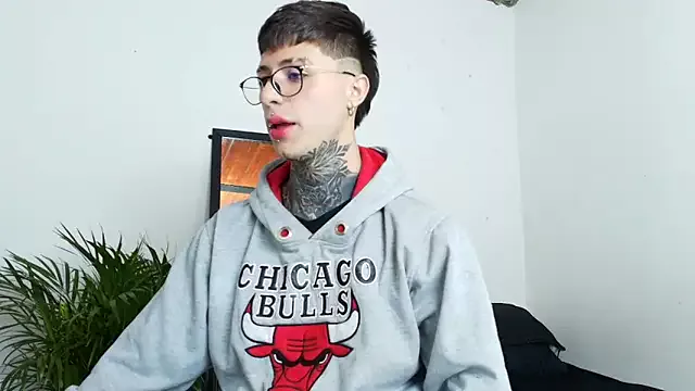 7_Saturno_7 from StripChat