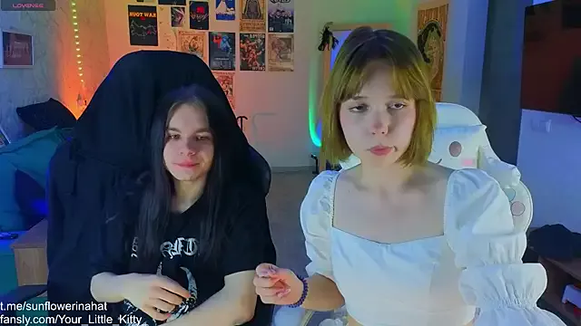 Girls: try live performances with matured performers, from dancing to quirks, in a variety of beautiful sex cams.