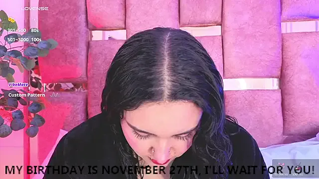 _Ambar-devon_ from StripChat is Freechat