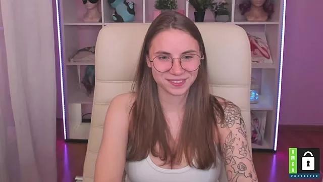 Girls: try live performances with matured performers, from dancing to quirks, in a variety of beautiful sex cams.