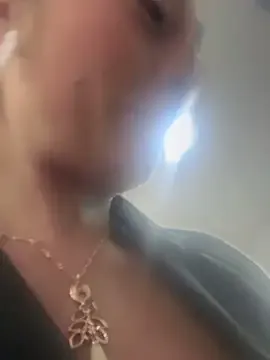 _Bella-Office1 from StripChat is Freechat