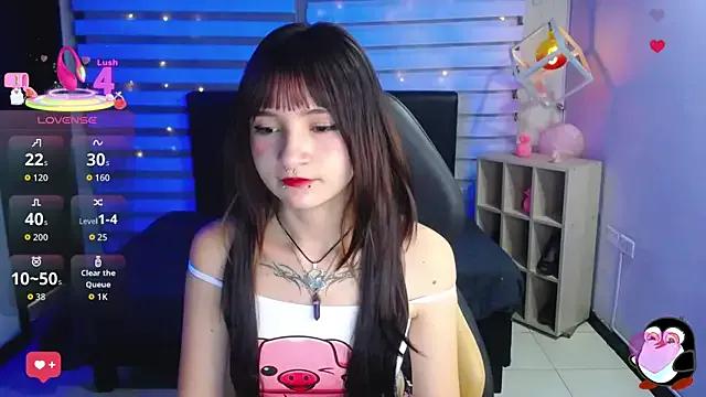_Charlotte_Collins_ from StripChat is Freechat