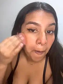 _Chloe_Smith from StripChat is Freechat