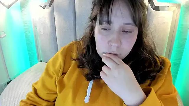 _Emily_rosee_ from StripChat is Freechat