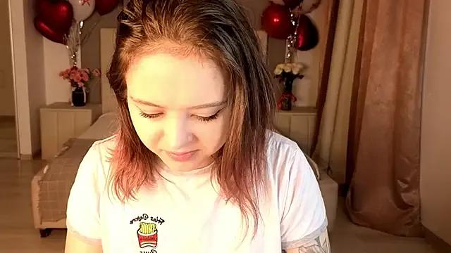 _EVA_GREEN from StripChat is Freechat