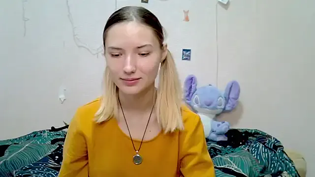 _kikiclark__ from StripChat