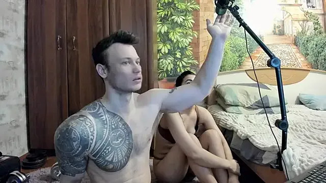 _littleangie_ from StripChat is Freechat