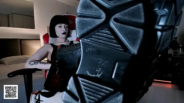 _Misha_Addams_ from StripChat is Freechat