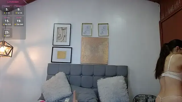 _naomi_s from StripChat