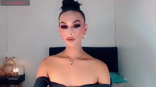 _Riannagarcia_ from StripChat is Freechat