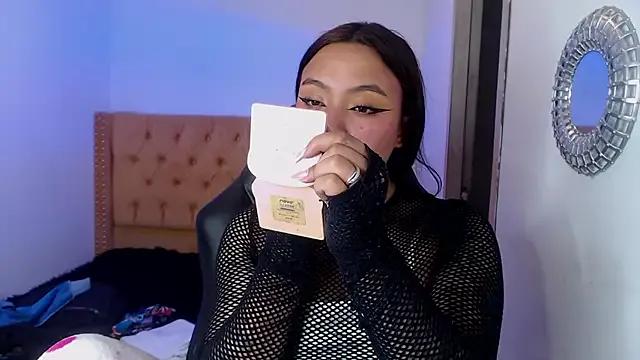 _SharonFox from StripChat is Freechat