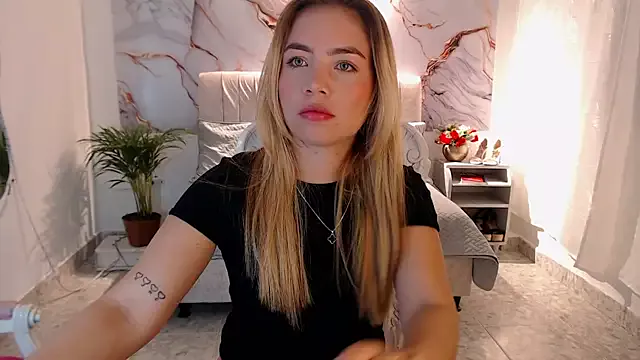 Girls: try live performances with matured performers, from dancing to quirks, in a variety of beautiful sex cams.