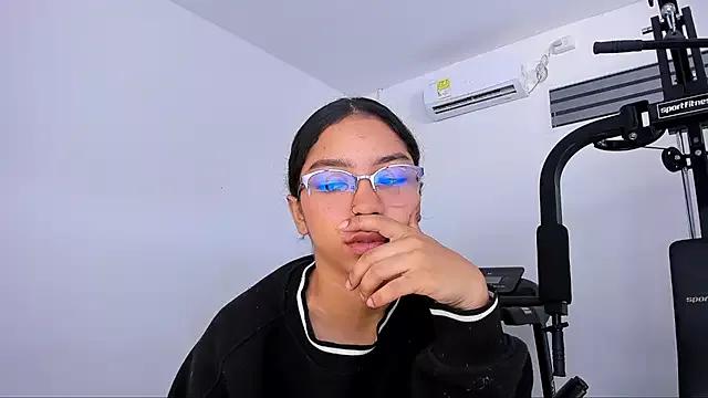 Abby_dove1 from StripChat