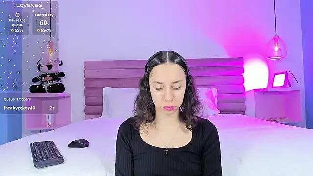 Girls: try live performances with matured performers, from dancing to quirks, in a variety of beautiful sex cams.