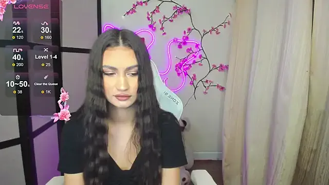 AdeleLuu from StripChat is Freechat