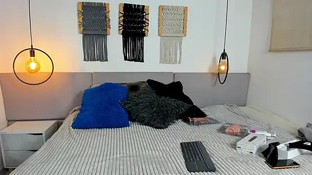 Adisson_kyler from StripChat is Freechat